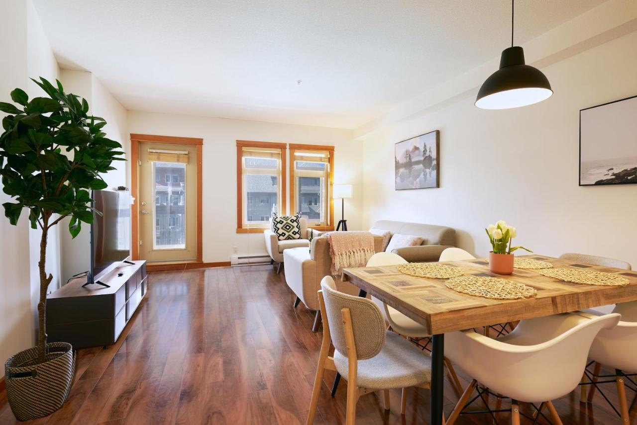 Апартаменты Mtn View Escape With King Size Bed With Outdoor Pool - Banff Pass Included! Канмор Экстерьер фото