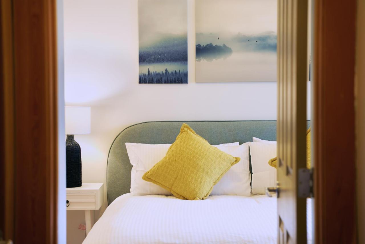 Апартаменты Mtn View Escape With King Size Bed With Outdoor Pool - Banff Pass Included! Канмор Экстерьер фото