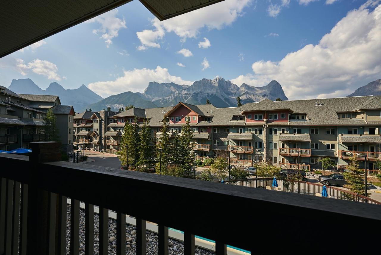 Апартаменты Mtn View Escape With King Size Bed With Outdoor Pool - Banff Pass Included! Канмор Экстерьер фото
